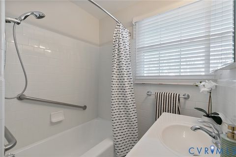 Tiny photo for 4601 Wythe Avenue, Richmond, VA 23226 (MLS # 2602023)