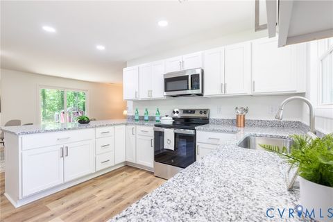 Tiny photo for 2046 Colston Street, Petersburg, VA 23805 (MLS # 2610711)