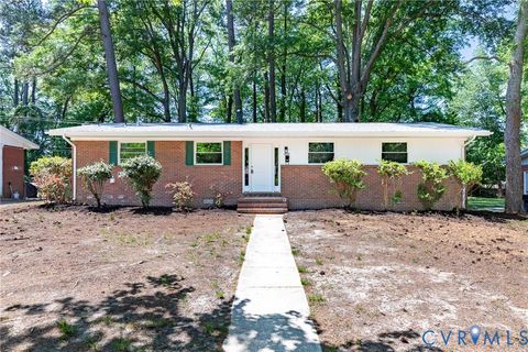 Photo of 2046 Colston Street, Petersburg, VA 23805 (MLS # 2610711)