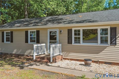 Tiny photo for 11112 Puckett Place, Chesterfield, VA 23112 (MLS # 2612531)