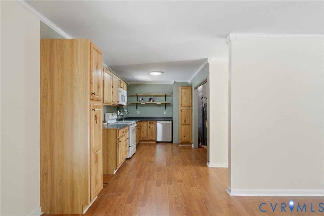 8802 King Drive