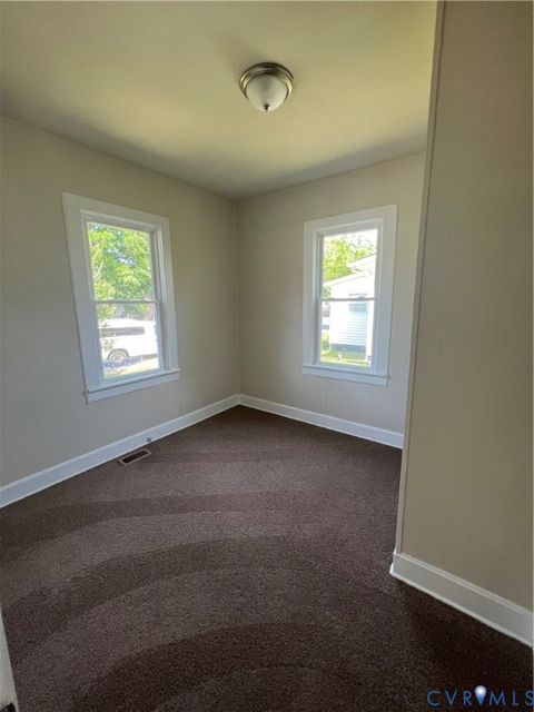 Tiny photo for 305 N 5th Avenue, Hopewell, VA 23860 (MLS # 2612852)