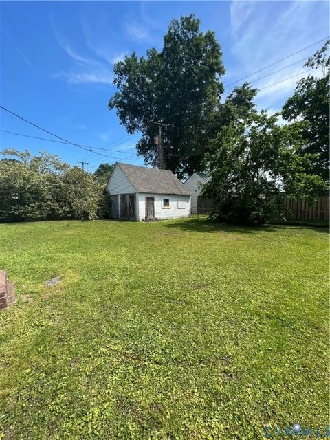 Tiny photo for 305 N 5th Avenue, Hopewell, VA 23860 (MLS # 2612852)