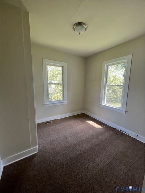 Tiny photo for 305 N 5th Avenue, Hopewell, VA 23860 (MLS # 2612852)