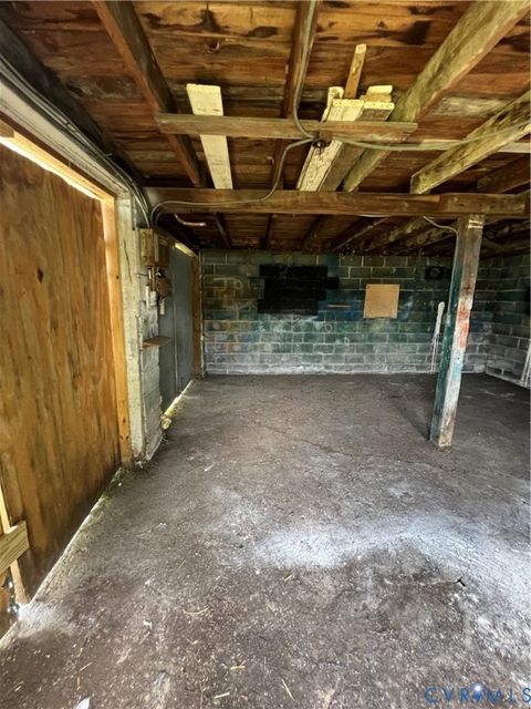 Tiny photo for 305 N 5th Avenue, Hopewell, VA 23860 (MLS # 2612852)