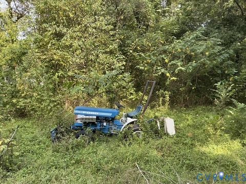 Tiny photo for 613 E Cameron Street, Petersburg, VA 23803 (MLS # 2526749)