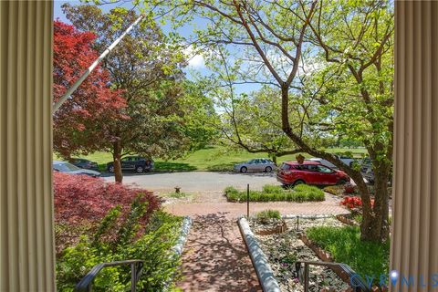 Tiny photo for 210 N 32nd Street, Richmond, VA 23223 (MLS # 2608720)
