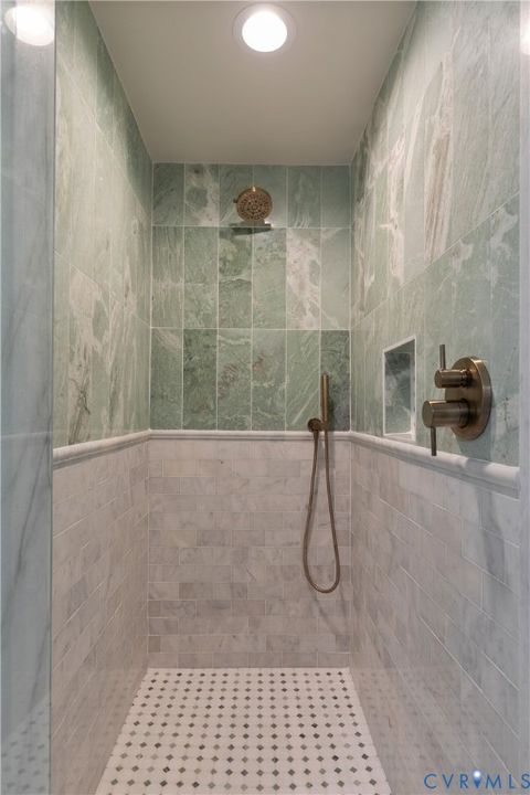 Tiny photo for 210 N 32nd Street, Richmond, VA 23223 (MLS # 2608720)