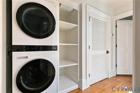 Tiny photo for 210 N 32nd Street, Richmond, VA 23223 (MLS # 2608720)