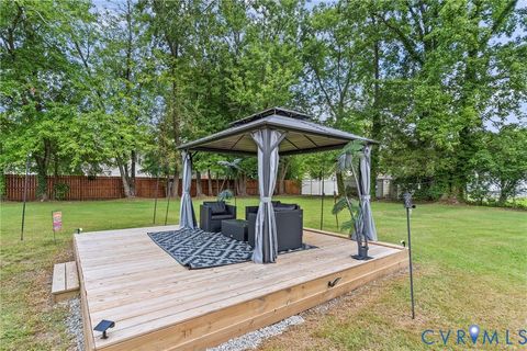 Tiny photo for 166 Wright Avenue, Colonial Heights, VA 23834 (MLS # 2613158)