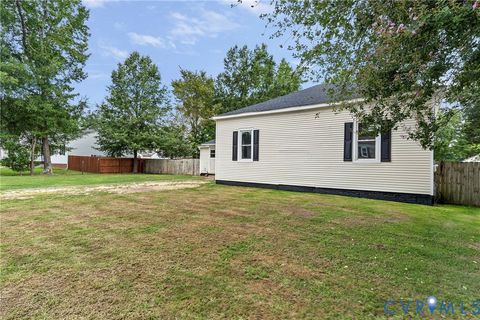 Tiny photo for 166 Wright Avenue, Colonial Heights, VA 23834 (MLS # 2613158)