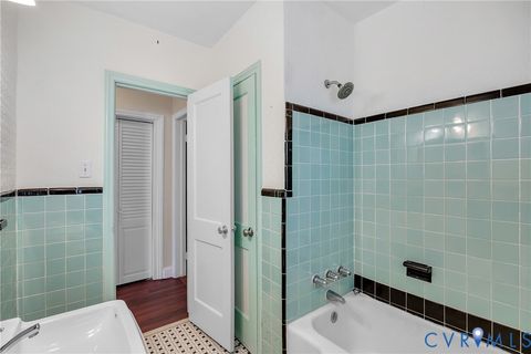 Tiny photo for 3535 Hanover Avenue #B, Richmond, VA 23221 (MLS # 2532097)