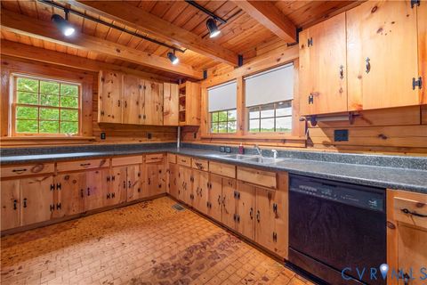 Tiny photo for 10 N River Court, Cartersville, VA 23027 (MLS # 2528238)
