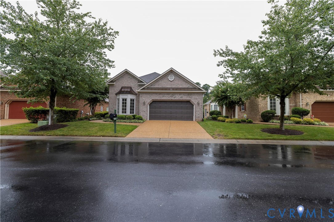 4912 Parkcrest Court