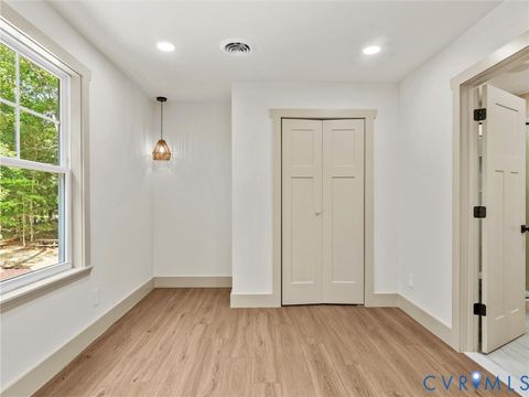 Tiny photo for 16200 Hunters Ridge Lane, Moseley, VA 23120 (MLS # 2616894)