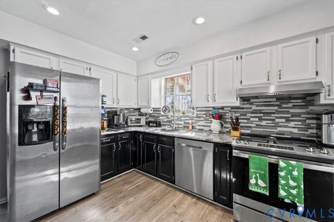 Tiny photo for 14126 Bermuda Point Court, Chester, VA 23836 (MLS # 2605096)