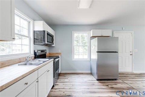 Tiny photo for 1112 Salem Avenue, Hopewell, VA 23860 (MLS # 2621841)