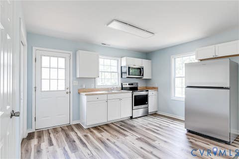 Tiny photo for 1112 Salem Avenue, Hopewell, VA 23860 (MLS # 2621841)