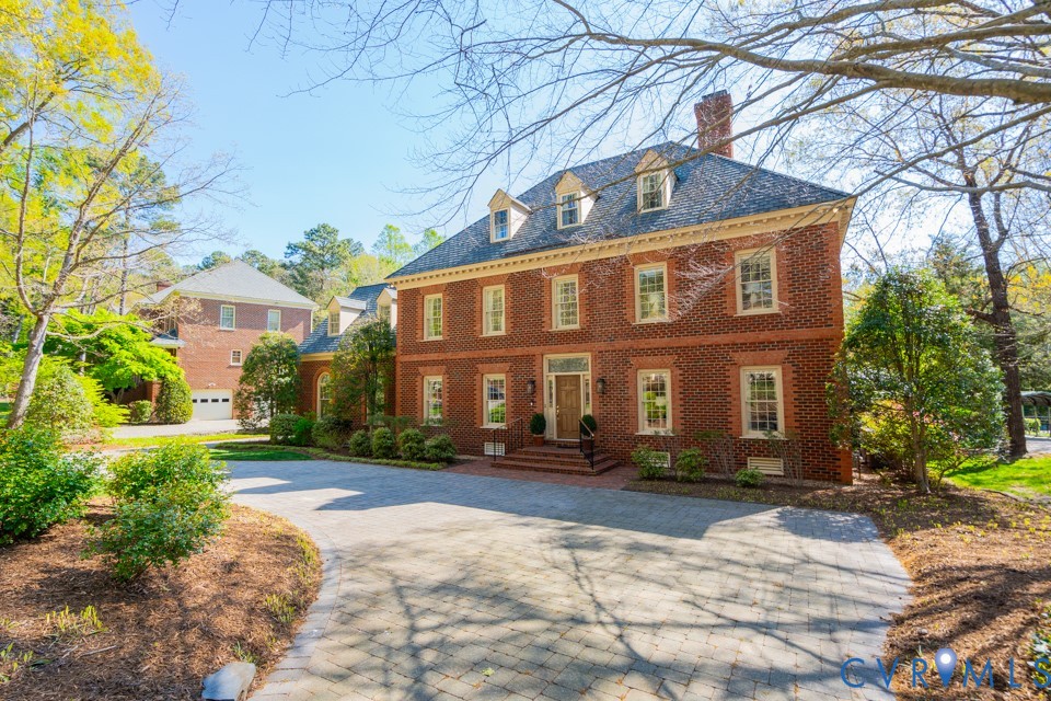 3717 Barrington Bridge Place