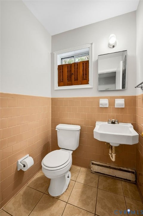 Tiny photo for 5322 Germain Road, Richmond, VA 23224 (MLS # 2624106)
