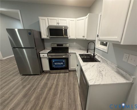 Tiny photo for 910 Rome Street, Petersburg, VA 23803 (MLS # 2610706)