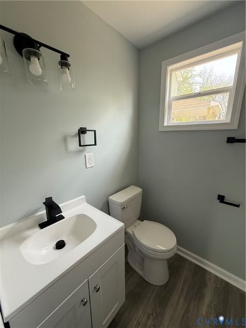 Tiny photo for 910 Rome Street, Petersburg, VA 23803 (MLS # 2610706)