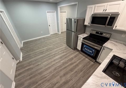 Tiny photo for 910 Rome Street, Petersburg, VA 23803 (MLS # 2610706)