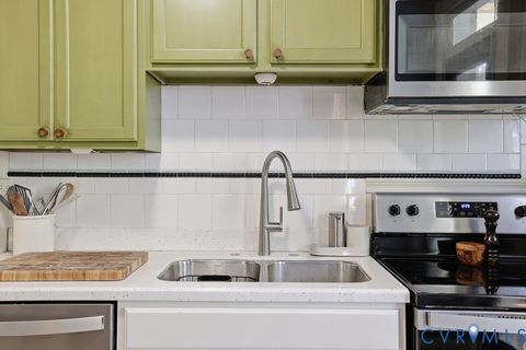 Tiny photo for 2417 W Main Street, Richmond, VA 23220 (MLS # 2611221)