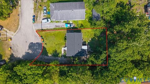 Tiny photo for 1530 Stark Street, Petersburg, VA 23803 (MLS # 2612645)