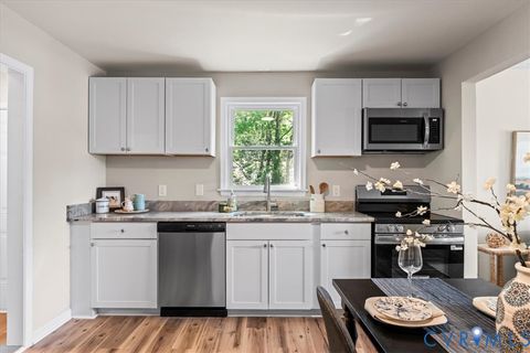 Tiny photo for 1530 Stark Street, Petersburg, VA 23803 (MLS # 2612645)