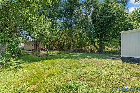 Tiny photo for 1530 Stark Street, Petersburg, VA 23803 (MLS # 2612645)
