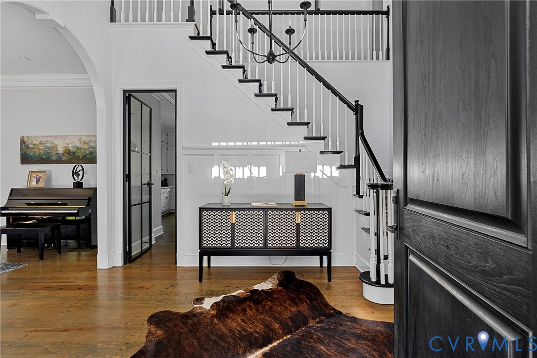 104 E Hillcrest Avenue