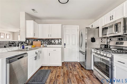 Tiny photo for 2702 Amherst Ridge Loop, South Chesterfield, VA 23834 (MLS # 2533783)