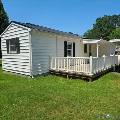 Tiny photo for 1529 1st Street, Victoria, VA 23974 (MLS # 2618243)