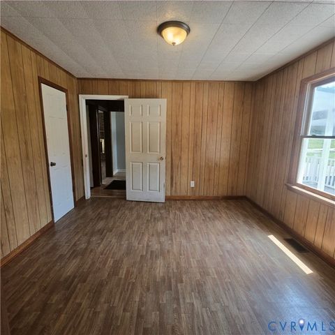 Tiny photo for 1529 1st Street, Victoria, VA 23974 (MLS # 2618243)
