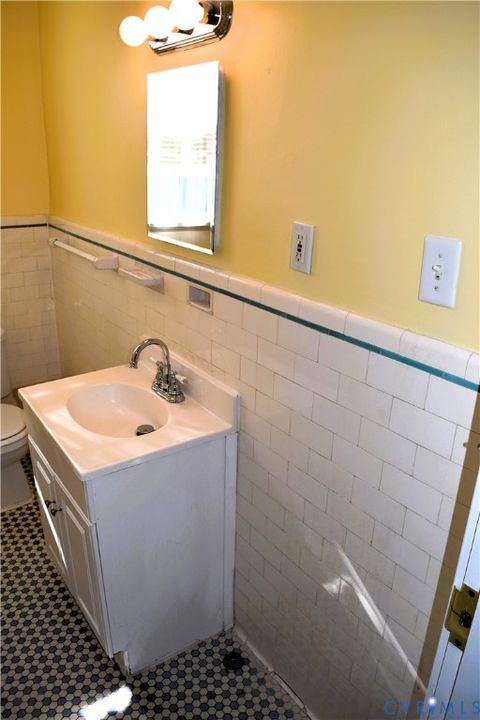 Tiny photo for 1210 Taylor Avenue #B, Richmond, VA 23225 (MLS # 2532191)