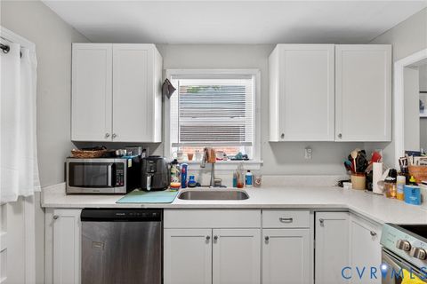 Tiny photo for 3228 Hanover Avenue, Richmond, VA 23221 (MLS # 2611044)