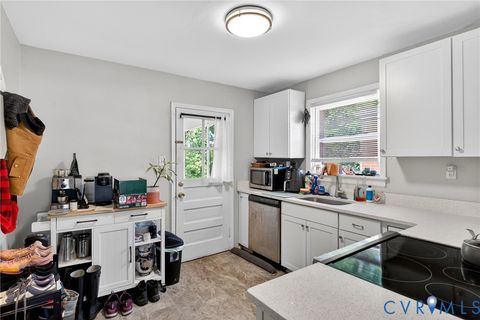 Tiny photo for 3228 Hanover Avenue, Richmond, VA 23221 (MLS # 2611044)