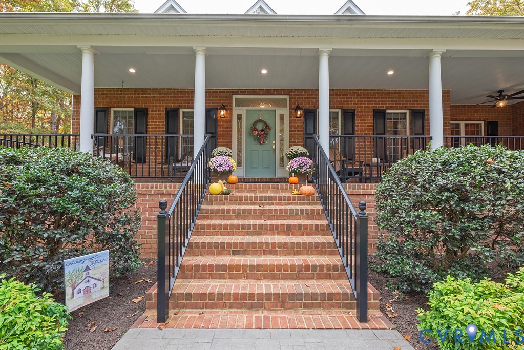 15247 Whispering Wind Circle