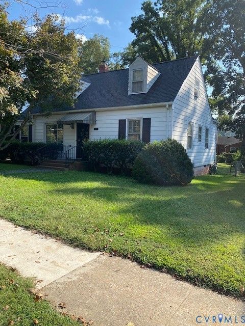 Photo of 6213 Patterson Avenue, Richmond, VA 23226 (MLS # 2606424)