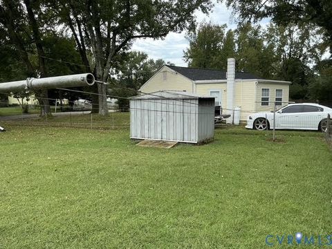 Tiny photo for 4701 SE Cooks Road, Richmond, VA 23224 (MLS # 2527970)