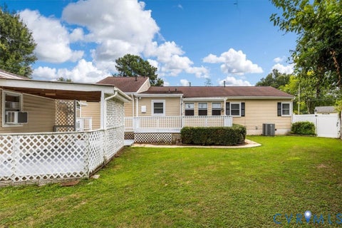 Tiny photo for 427 Deerfield Drive, Petersburg, VA 23805 (MLS # 2623211)