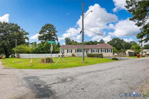 Tiny photo for 427 Deerfield Drive, Petersburg, VA 23805 (MLS # 2623211)