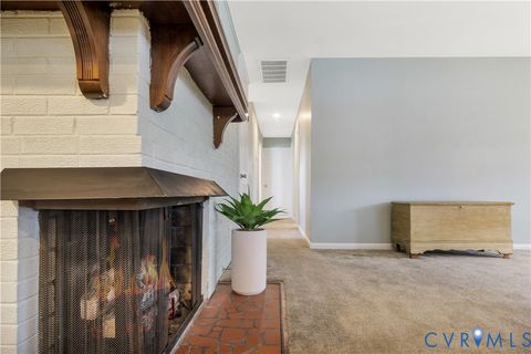 Tiny photo for 6 Dimmock Avenue, Newport News, VA 23601 (MLS # 2532204)