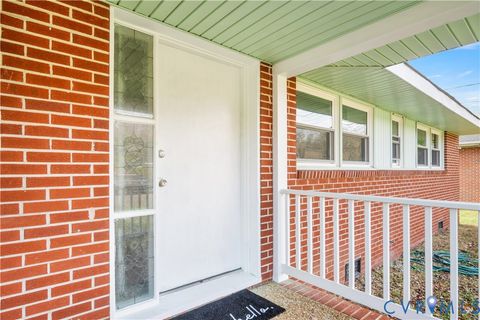 Tiny photo for 6 Dimmock Avenue, Newport News, VA 23601 (MLS # 2532204)