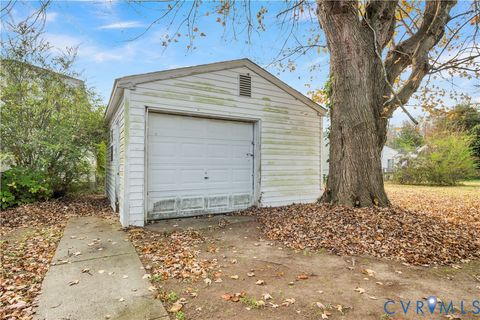 Tiny photo for 6 Dimmock Avenue, Newport News, VA 23601 (MLS # 2532204)