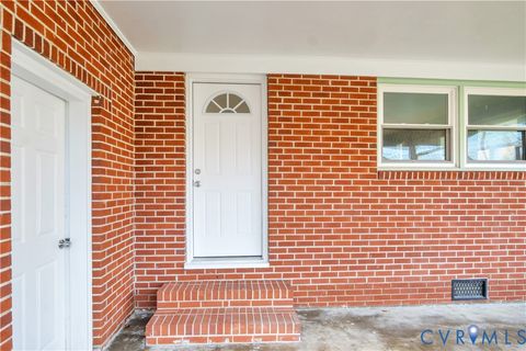 Tiny photo for 6 Dimmock Avenue, Newport News, VA 23601 (MLS # 2532204)