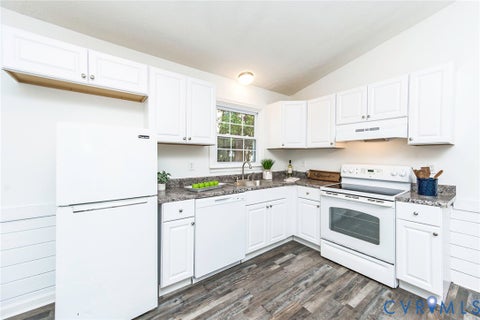 Tiny photo for 21108 Matoaca Road, Chesterfield, VA 23803 (MLS # 2627091)
