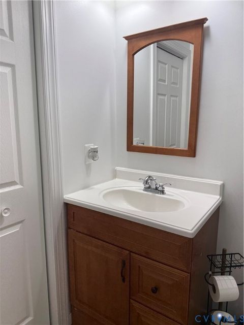 Tiny photo for 8 English Oak Circle, Fredericksburg, VA 22408 (MLS # 2529931)