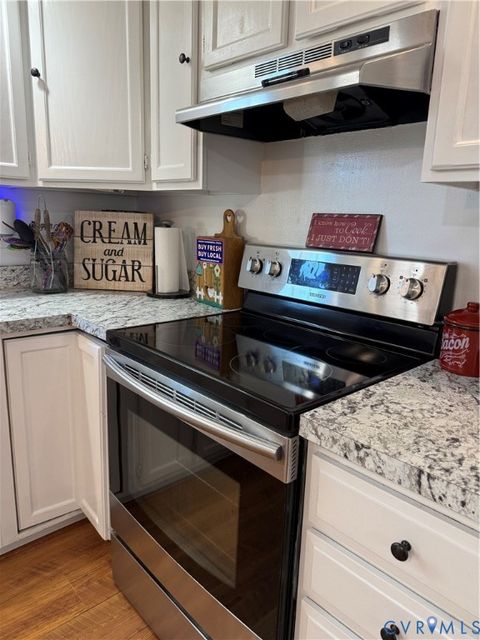 Tiny photo for 8 English Oak Circle, Fredericksburg, VA 22408 (MLS # 2529931)